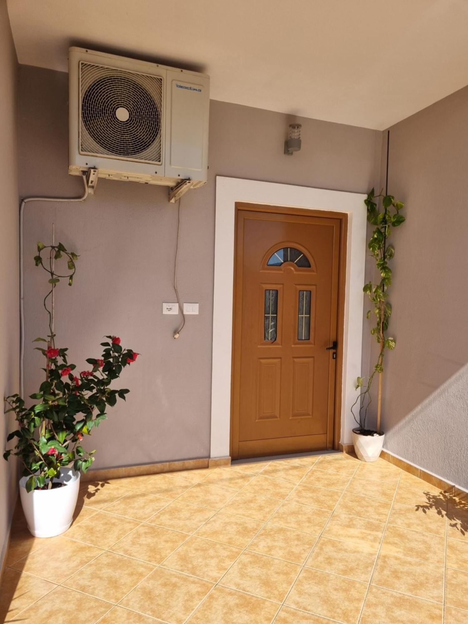 Apartamento Besnik Brahimi