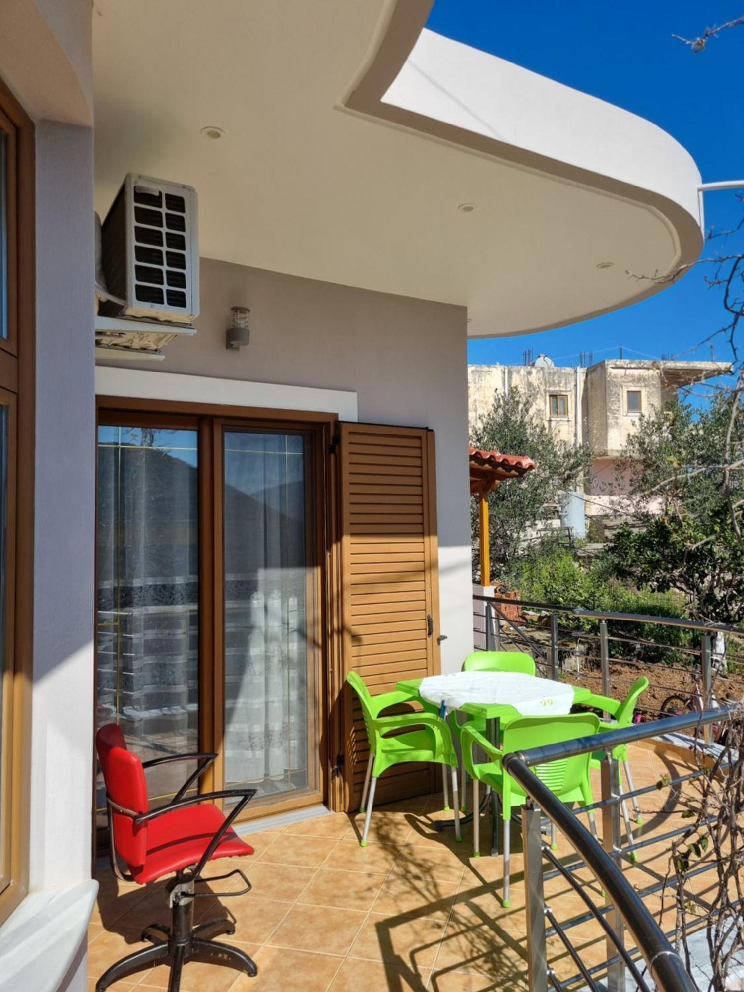 Besnik Brahimi Apartment Ksamil